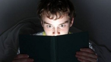 чтение в темноте